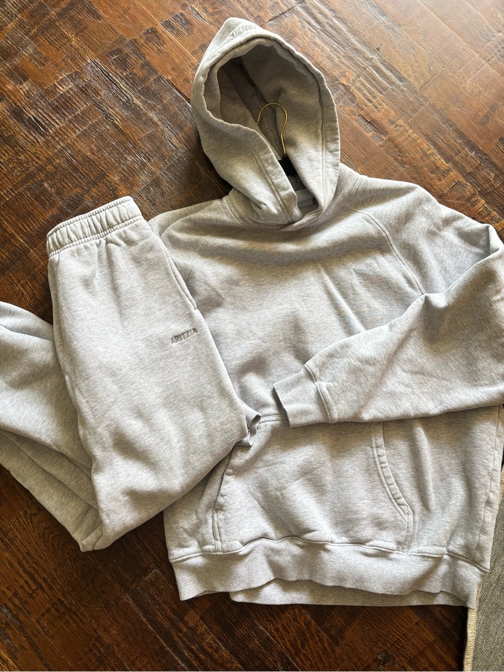 Aritzia Heather Grey SweatFleece Joggers